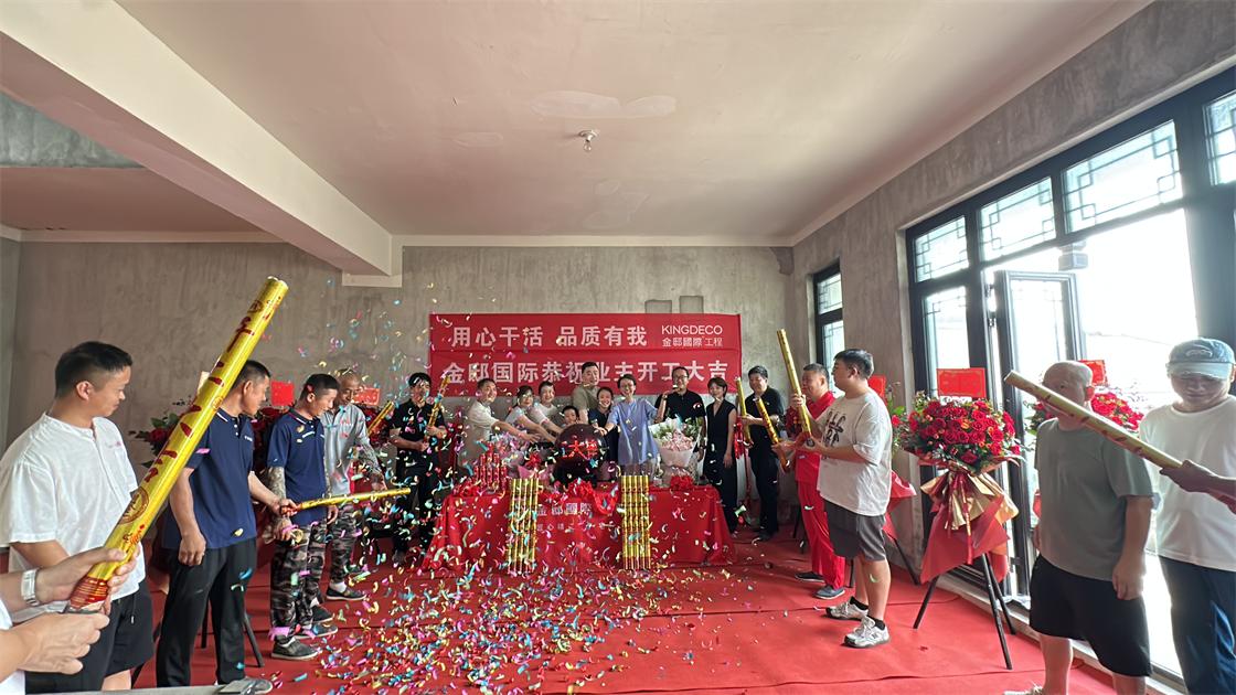 天下佳山水，古今推富春